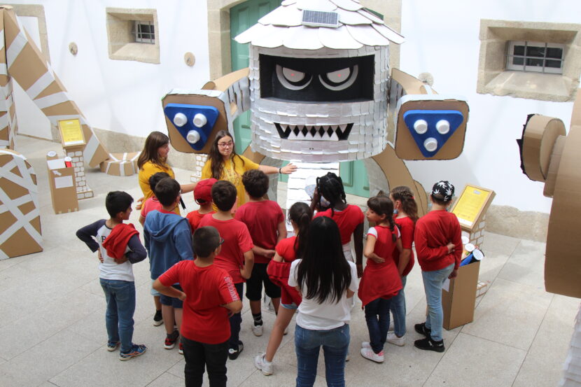 Coreografia Abertura Jogos Internos da Escola São Luiz 2018 CASINHAS-PE 